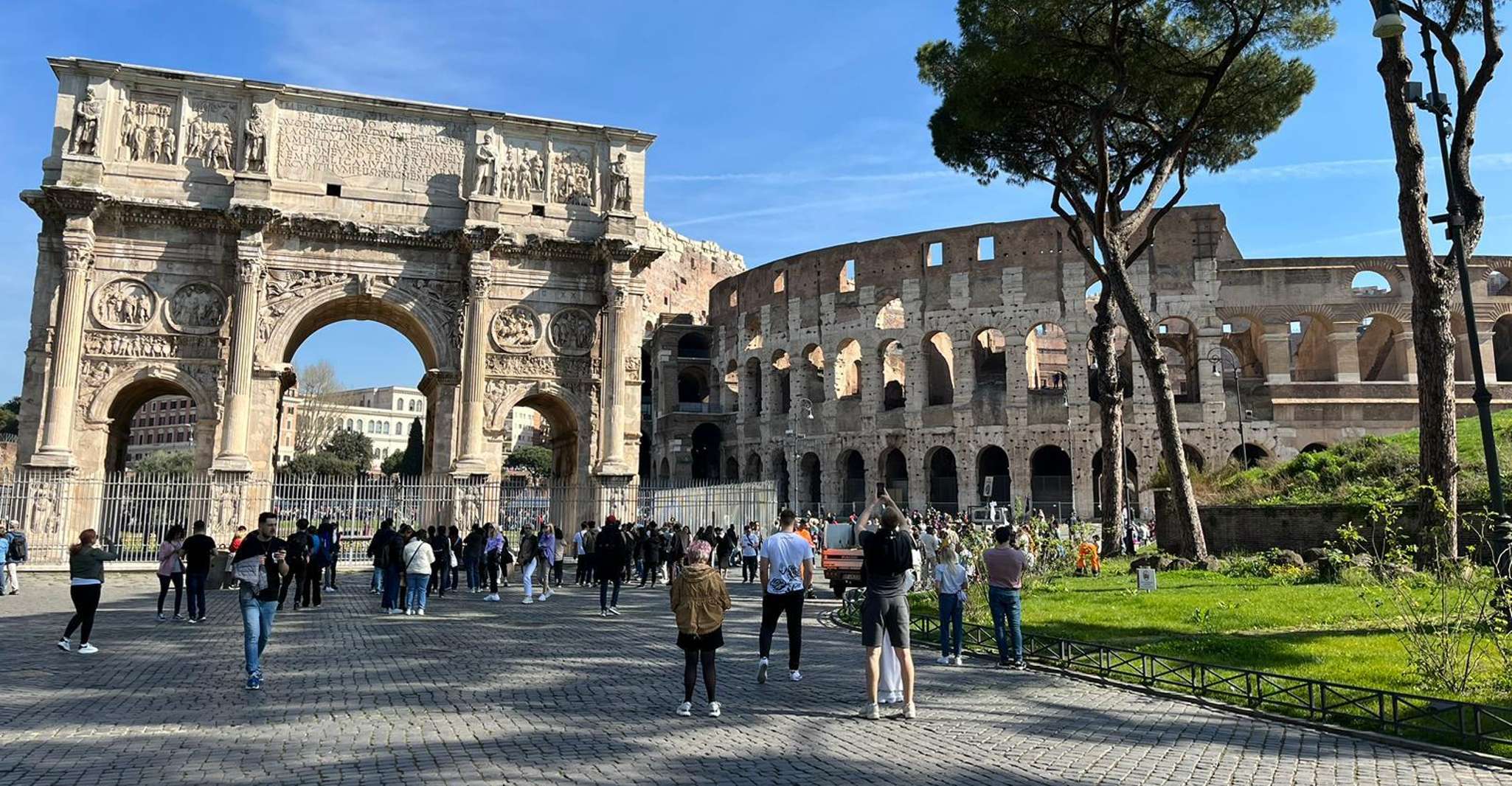 Roma, Colosseum Express Skip-the-line Guided Tour - Housity