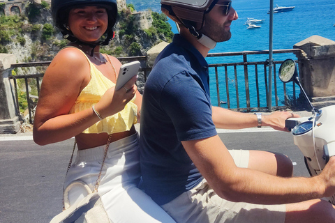 Sorrento Coast: Discover Hidden Gems by Vespa with a Buddy