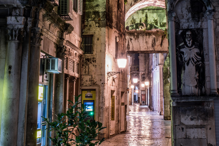 Private tour: Split by nightPrivétour: Split bij nacht