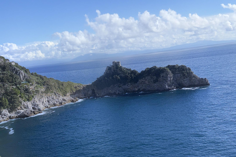 From Sorrento: Amalfi Coast Cruise with Positano & Amalfi