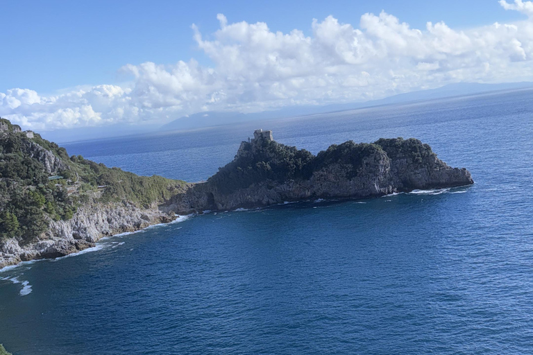 From Sorrento: Amalfi Coast Cruise with Positano & Amalfi