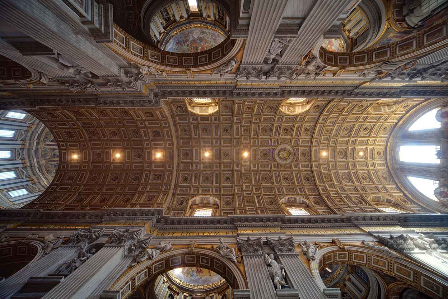 Rome: St.Peters Basilica, Tombs & Dome Tour Entry Ticket