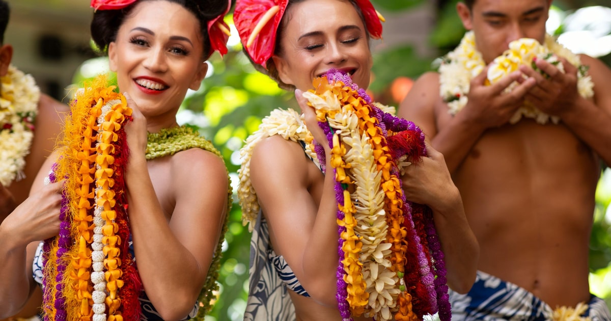 Oahu: Na Lei Aloha Luau In Waikiki With Optional Dinner | GetYourGuide