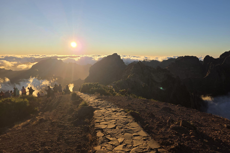 Madeira: Sunset at Pico Arieiro and the Stairway to Heaven Madeira: Sunset at Pico Arieiro and Escadaria do Céu