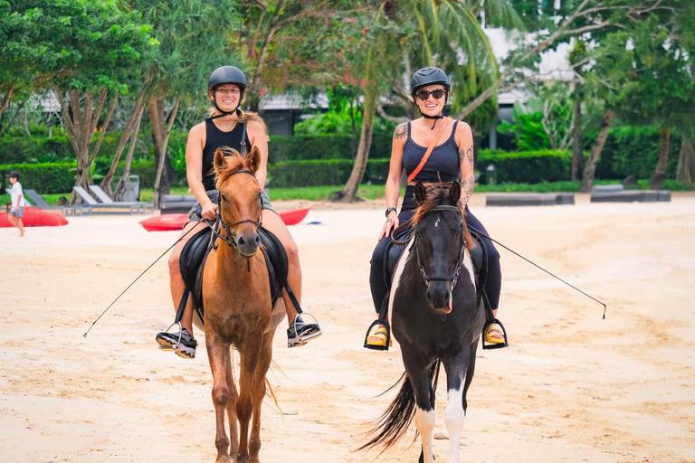 Aventura a caballo por la playa de PhuketEquitación 8:30