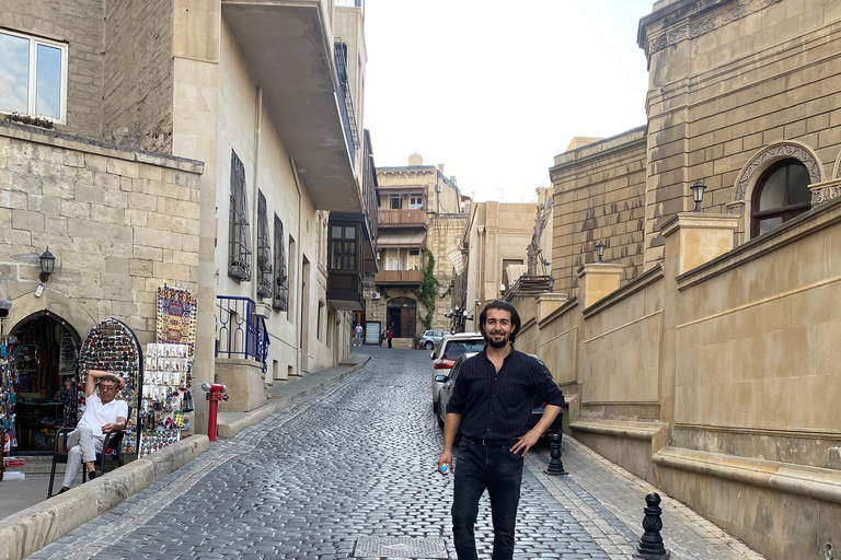 Baku old town Tour and best coffeecup