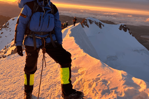 拉巴斯：瓦伊纳波托西 3 天攀登之旅（含认证导游）拉巴斯：瓦伊纳波托西 3 天攀登私人观光