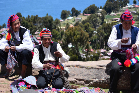 Puno: Excursão de 1 dia ao Lago Titicaca com almoço típico