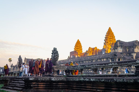 Siem Reap: Angkor Wat Sunrise with Direct SAI Transfer
