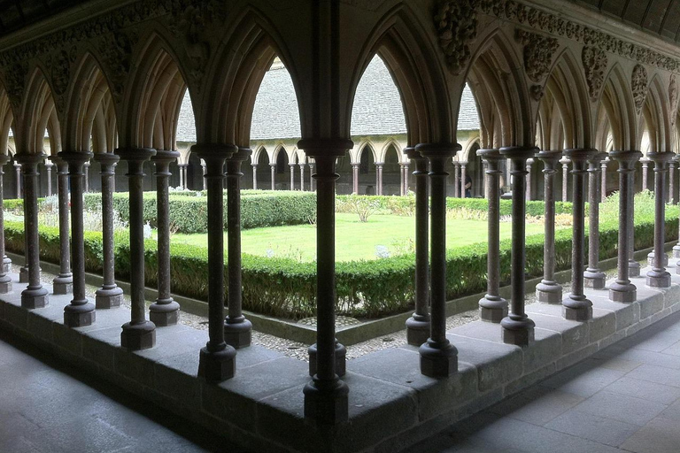 From Cherbourg: Mont Saint-Michel Guided Tour