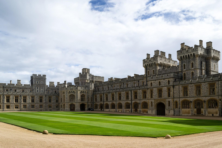 Skip-the-line Windsor Castle Tagesausflug von London mit Reiseführer