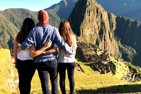 Machu Picchu Circuit 2: Classic Guided Tour & Bus Tickets Machu Picchu Circuit 2 Ticket with Shared Guide & Bus