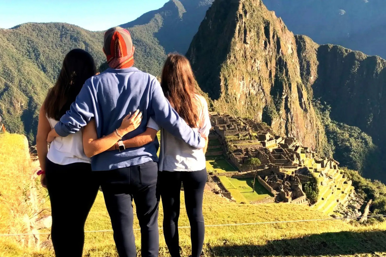 Machu Picchu Circuit 2: Classic Guided Tour & Bus Tickets Machu Picchu Circuit 2 Ticket with Shared Guide & Bus