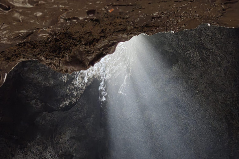 Vulkanische speleologie Cueva de Las Palomas (ES-EN)