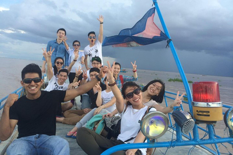 Traslado panorámico de Phnom Penh a Siem Reap con visitas turísticas