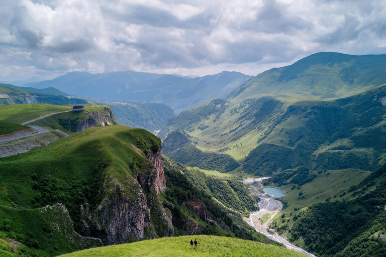 Hochlandwunder: Kazbegi, Gudauri &amp; Ananuri Expedition