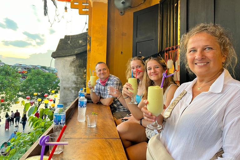 Da Nang: Cam Thanh Coconut Village and Hoi An Old Town Tour