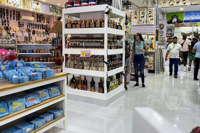 Visite guidée du magasin de souvenirs WordMart à Punta Cana