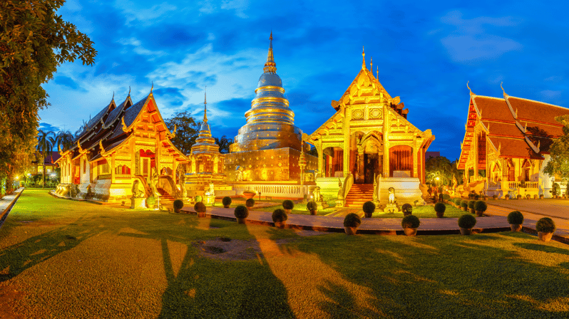 Chiang Mai Old City Twilight Walk Tour: Lanna Majestic Glow