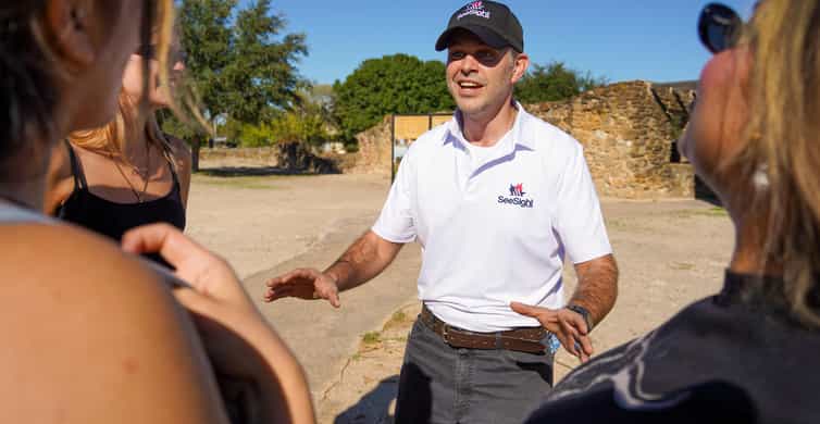 Austin to San Antonio Day Trip: Alamo Tour & Boat Cruise photo 2