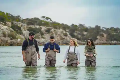 Premium Oyster Season Winter Tour Inc Wading & 12x Oysters