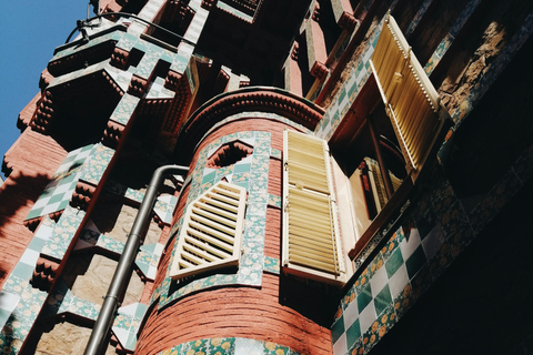 From Barcelona: Sagrada Familia Cathedral+Casa Mira Day Trip Private Customized Journey