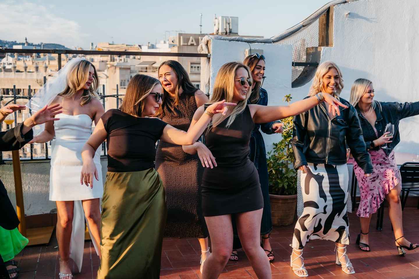 Barcelona: Ótakmörkuð Sangría & Salsa Dans