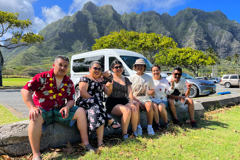 Oahu: Circle Island Tour on a full day or two half days NORTH LOOP - Half-Day: North Shore and Island Flavors.