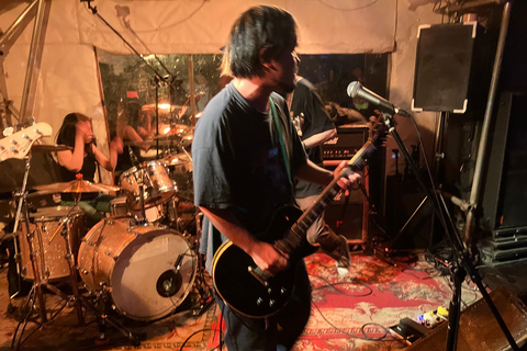 أوساكا تجربة الموسيقى والمأكولات الحية تحت الأرض