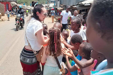 Nairobi: Kibera Slum Daycare And Preschool Guided Excursion. Kibera Slum Daycare And Preschool Guided Excursion.