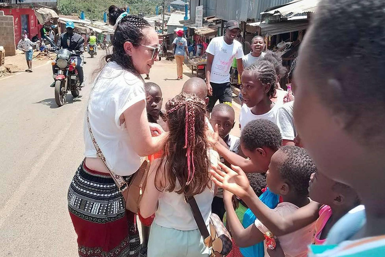 Nairobi: Kibera Slum Daycare And Preschool Guided Excursion. Kibera Slum Daycare And Preschool Guided Excursion.