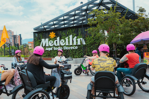 Medellín: City Transformation Tour with Tricycle Ride