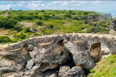 2 Tage Addis Abeba + Kloster, Paviane &amp; Portugiesische Brücke