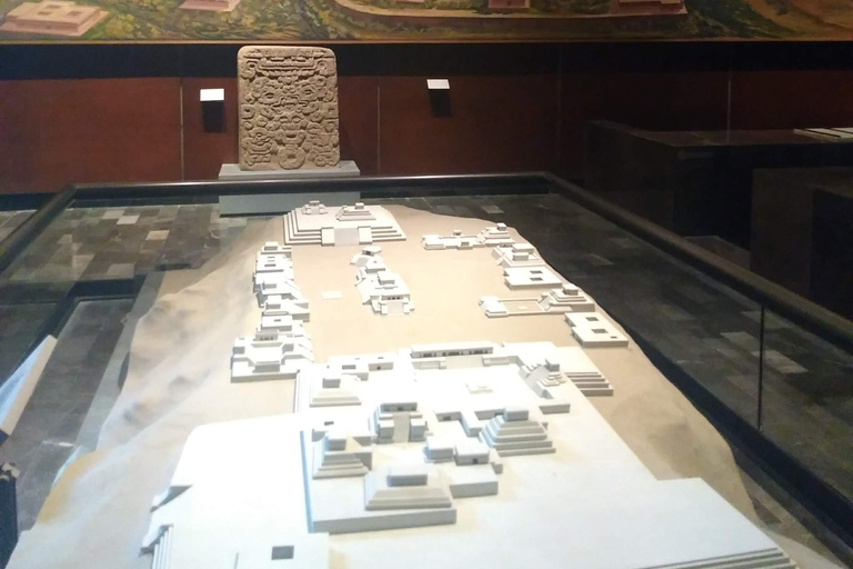 Mexico : visite à pied du parc de Chapultepec et de ses muséesMexico : visite guidée à pied du parc Chapultepec et des musées