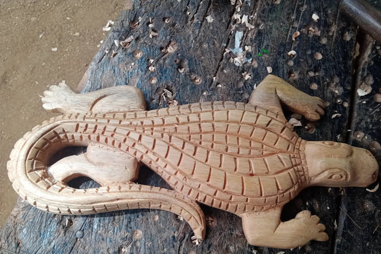 Sigiriya Wood Carving Workshop:3-Hour Make Your Own Souvenir