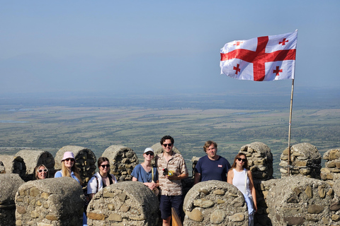 Tbilissi : Visite privée des vignobles de Kakheti avec déjeuner en famille