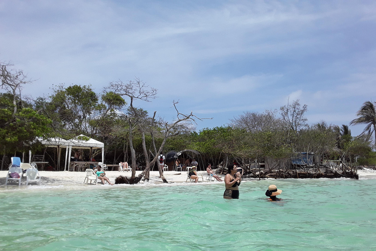 Cartagena: 1-dniowa wycieczka łodzią na 4 wyspy i karaibski lunch