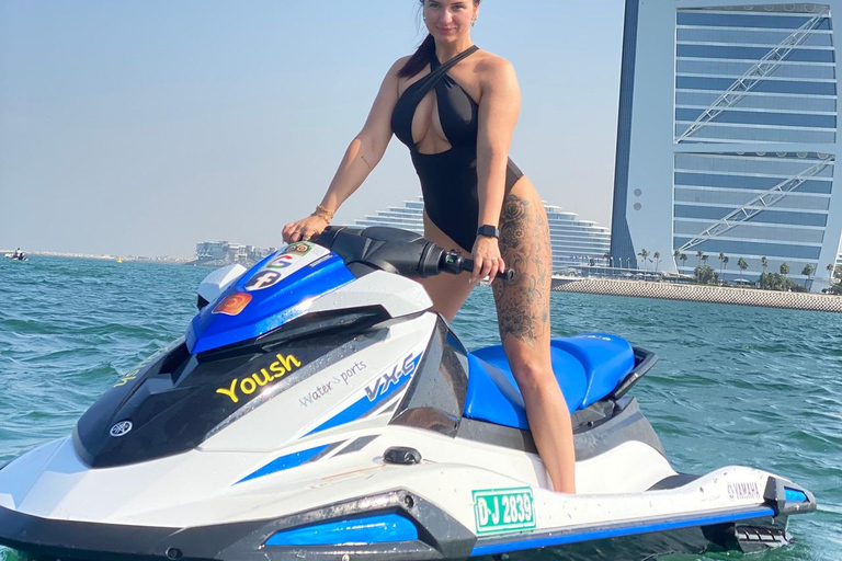 Dubai: Jetski-Abenteuer mit Blick auf den Burj Khalifa und das Burj Al Arab