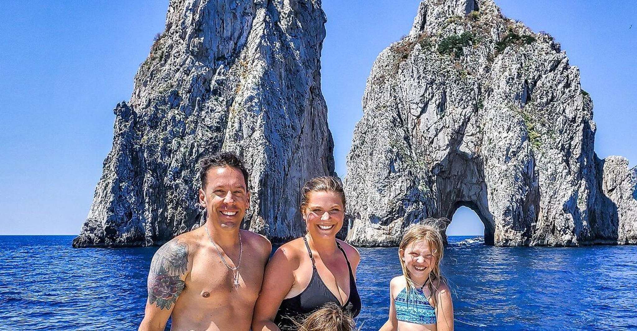 Desde Sorrento, viaje de un día a Capri Island con crucero en barco - Hizvo