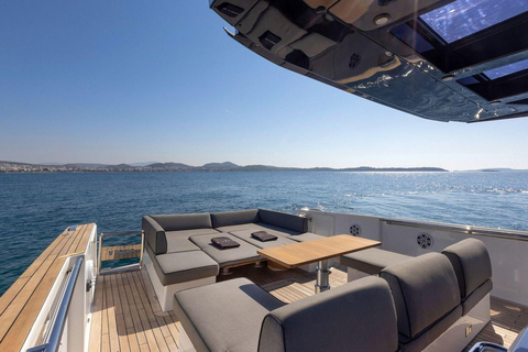 Caldera Private Cruise with Luxury Fjord 52 Motor Yacht Sunset Cruise