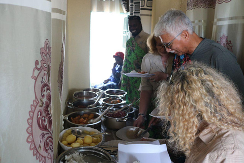 جولة في قرية مايانجي للمصالحة