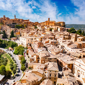 Rome: Tuscany & Montepulciano Day Trip with Lunch & Wines