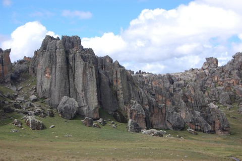 Huaraz: Hatunmachay Rock Climbing Day Trip