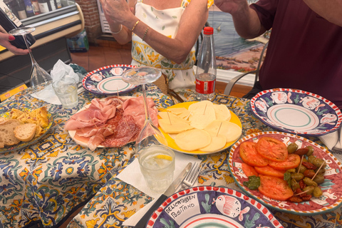Positano: Food and Wine Walking Tour with Tastings