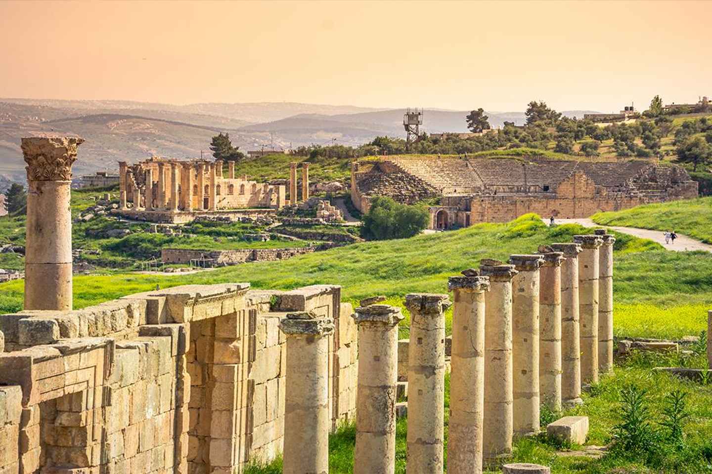 things to do in amman jordan | join a panoramic tour of amman