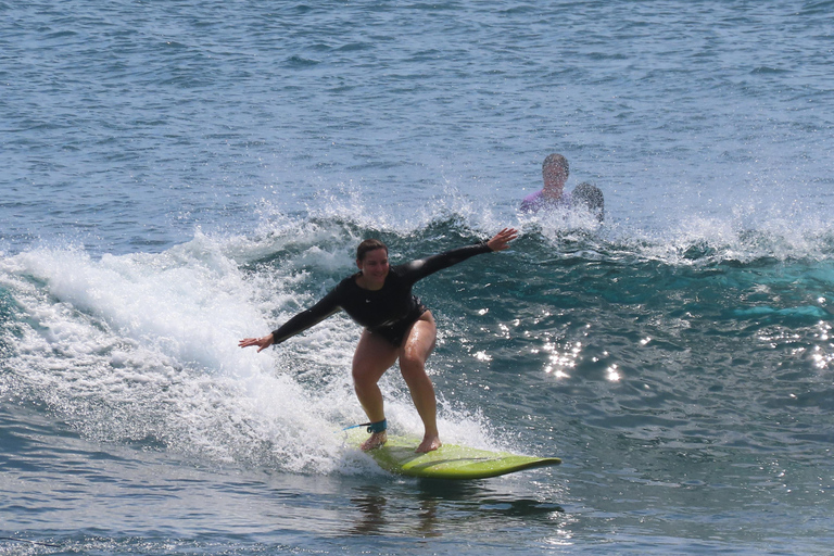 Surfers Paradise: 2 Hour Surf Experience on the Uluwatu