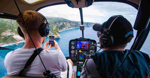 Bali: Luxury Helicopter Tour Above Uluwatu & Coastline