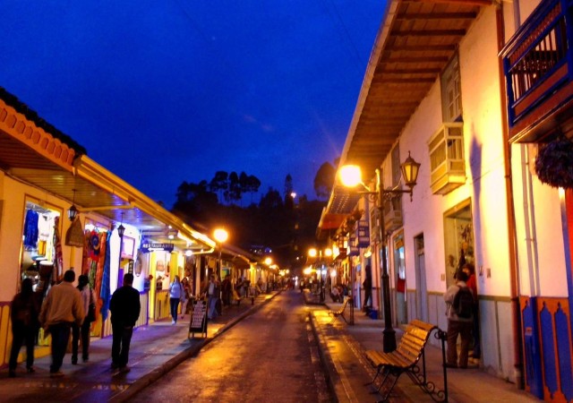Visit Crawl Pub in Salento, Quindio in Salento, Colombia