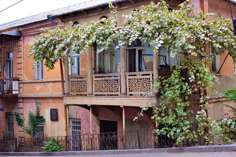 Tbilisi: 50+ verborgen edelstenen rondleidingTbilisi: 50+ verborgen juweeltjes