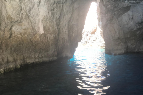 Zakynthos:Alykes-Alykanas- Navagio Beach private group tour